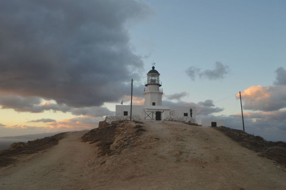 Armenistis Lighthouse Visit - Key Points