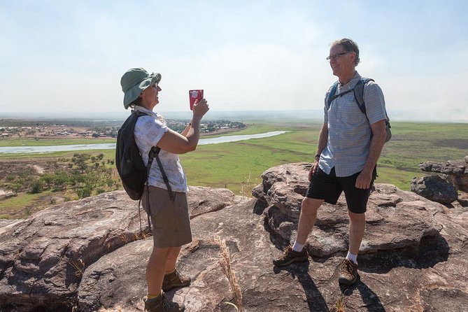 Arnhem Land Yingana Injalak Hill Full Day Tour From Darwin - Key Points