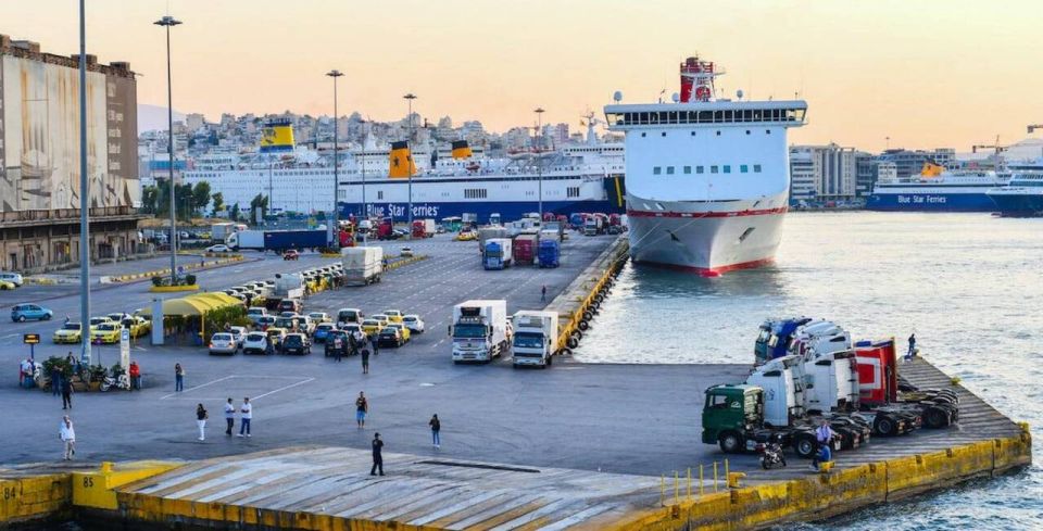 Athens: Athens Airport to Piraeus Port Private Transfer - Key Points