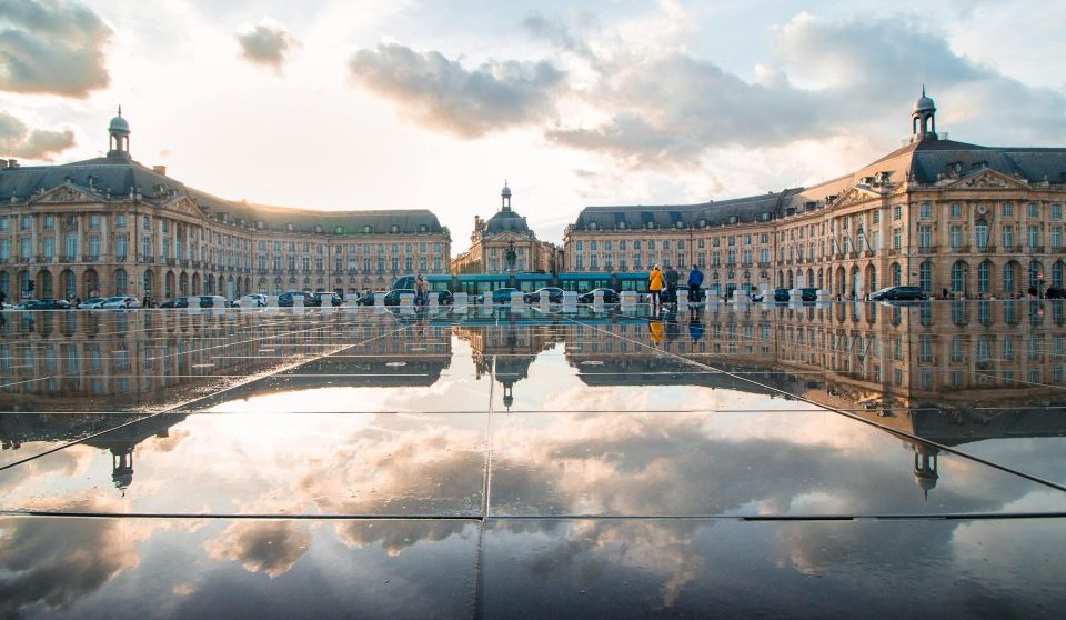 Bordeaux: Unconventional Tours of the Pearl of Aquitaine - Key Points