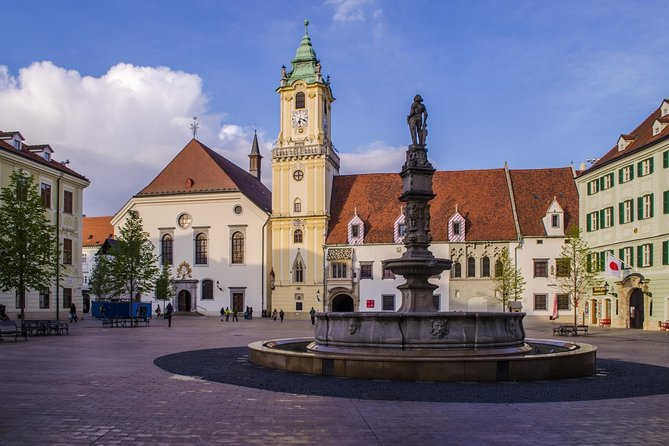 Bratislava Private Tour From Vienna - Key Points