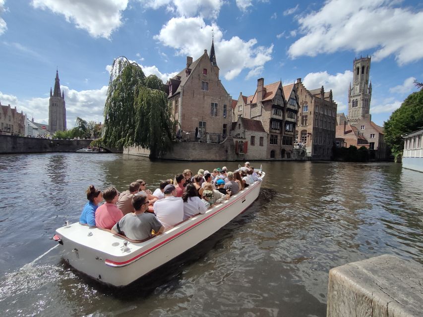 Bruges: Small Group Boat Cruise and Guided Walking Tour - Key Points