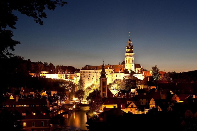 Daily Door-To-Door Shared Shuttle Service From Salzburg to Cesky Krumlov - Key Points