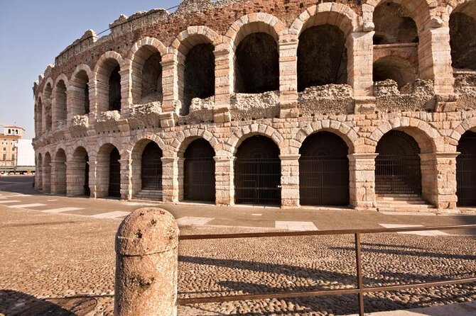 Dark Historical Verona Walking Tour - Key Points