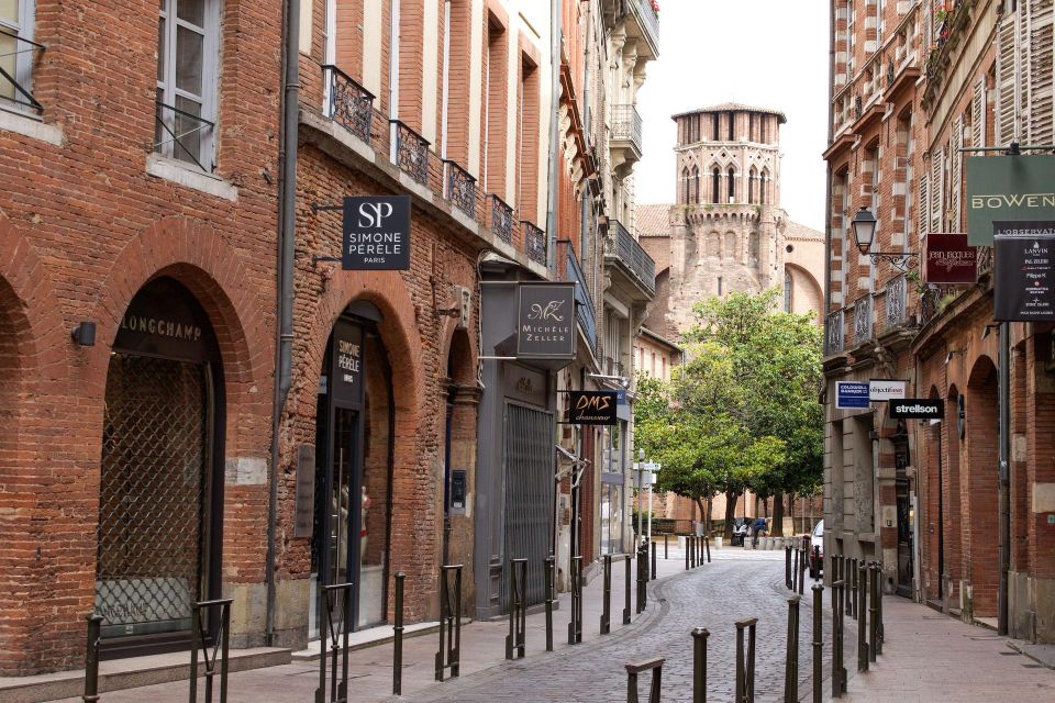 E-Scavenger Hunt: Explore Toulouse at Your Own Pace - Key Points