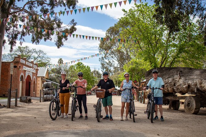 Echuca Guided E-Bike Cycling Tour - Key Points