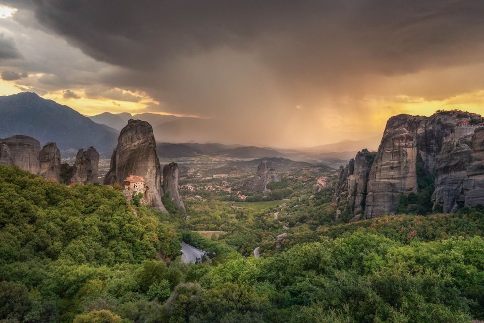 From Athens: All-day Meteora Photo Tour - Key Points