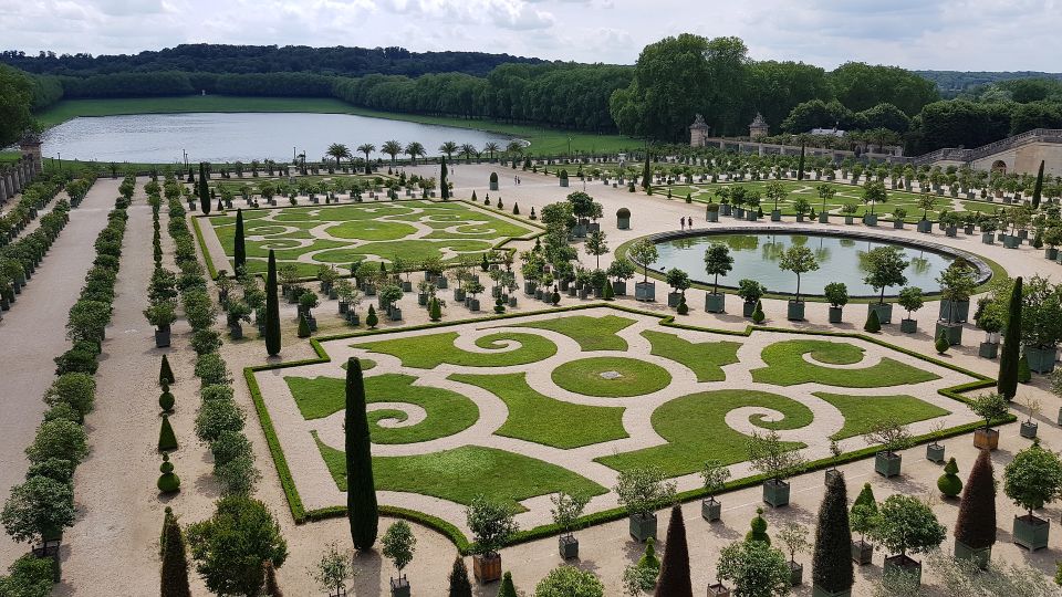 From Paris: Versailles Palace and Gardens Guided Experience - Key Points