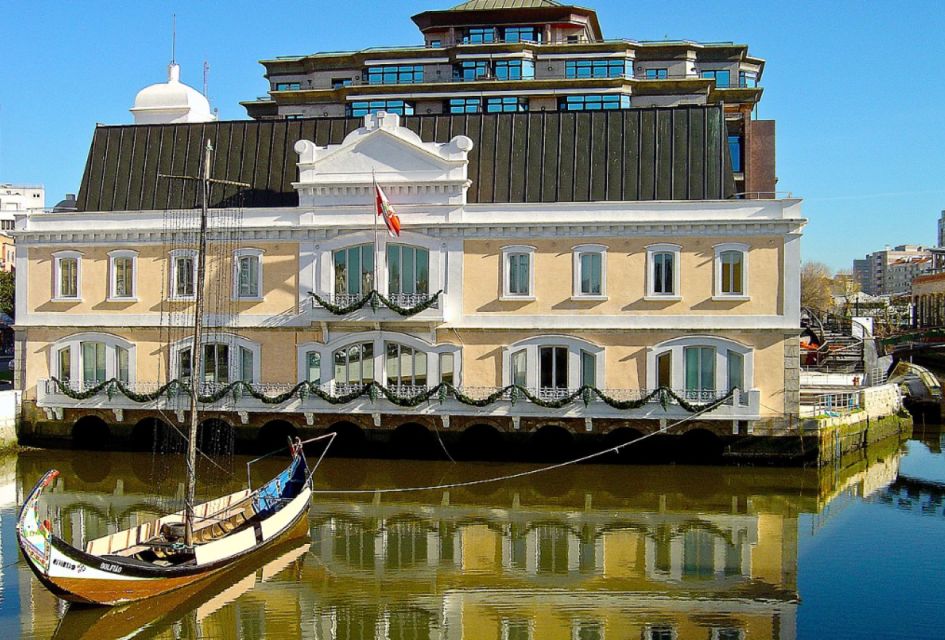 From Porto: Private Sightseeing Tour of Aveiro - Key Points