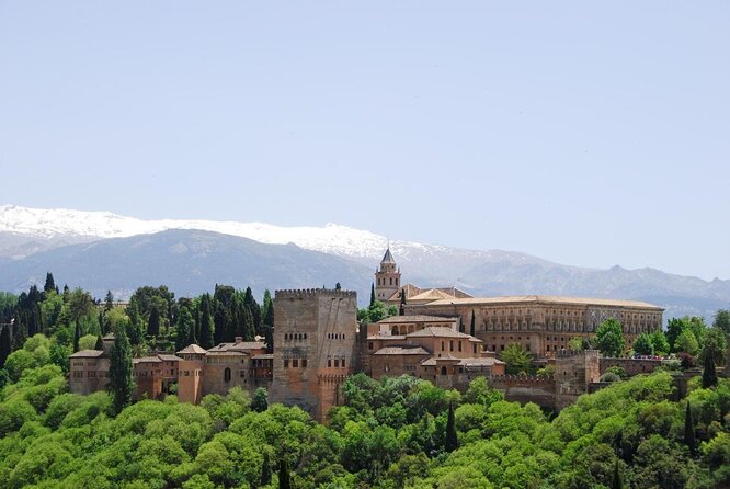 Granada: Panoramic Tour by Segway - Key Points