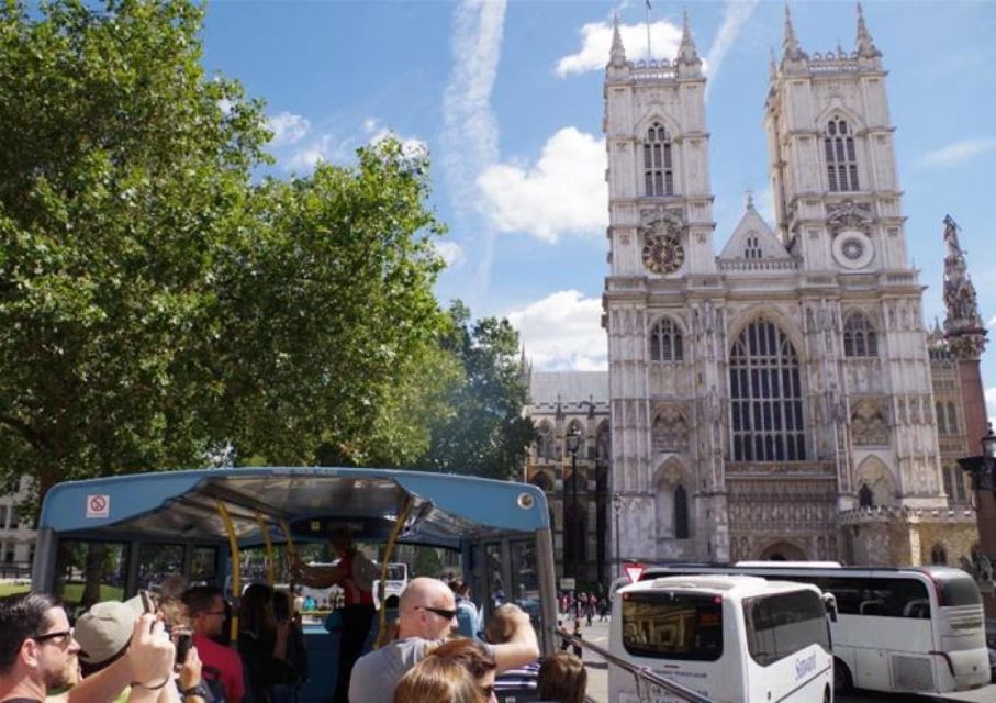 Hop-on Hop-off London Bus Tour & Westminster Abbey - Key Points