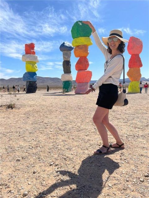 Las Vegas: 7 Magic Mountains Tour With Lunch - Tour Duration and Guide Information