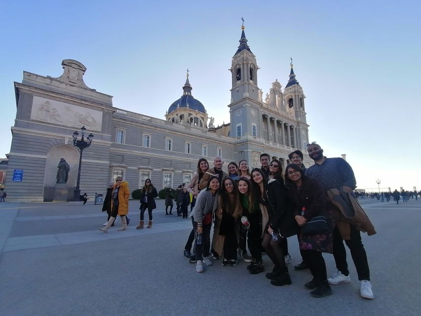 Madrid: Full-Day Private City Tour With Flamenco Show & Meal - Key Points