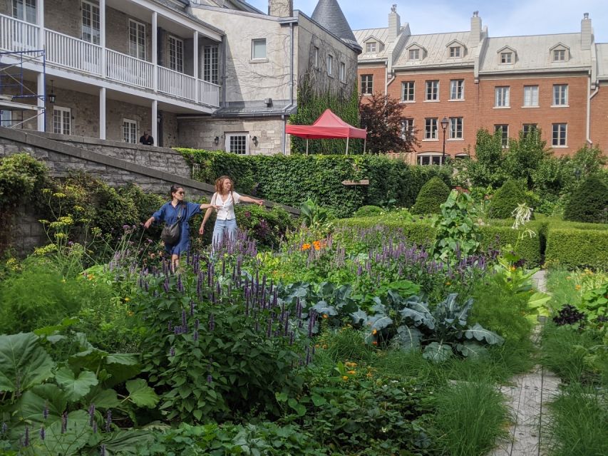 Old Montreal: 1.5-Hour Walking Tour of the East Side - Key Points