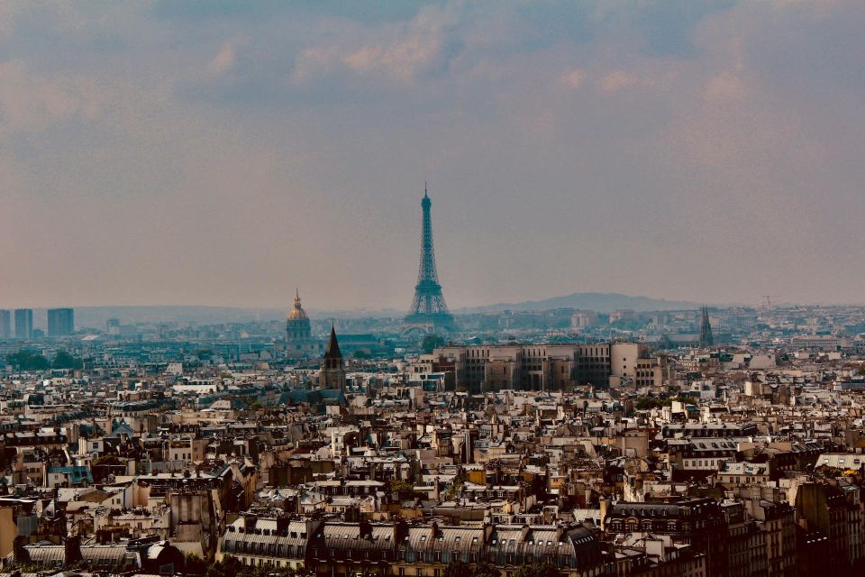 Paris: Pack of 4 Digital Audio Guides of Paris Must-Sees - Key Points