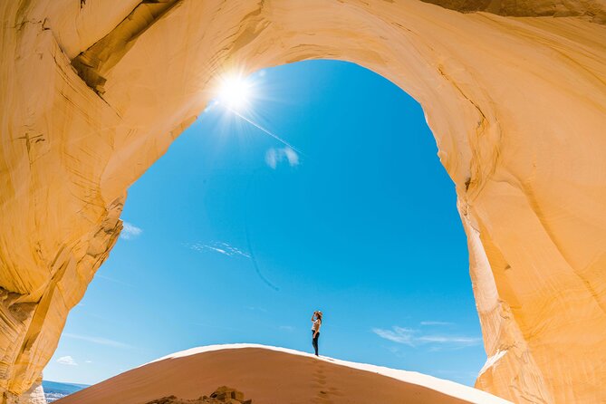 Peekaboo Slot Canyon Great Chamber Loop – UTV Tour