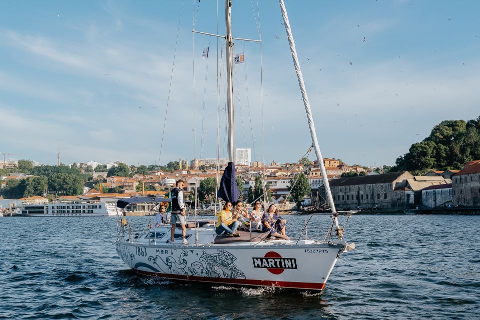 Porto: Romantic Sailboat Cruise - Key Points