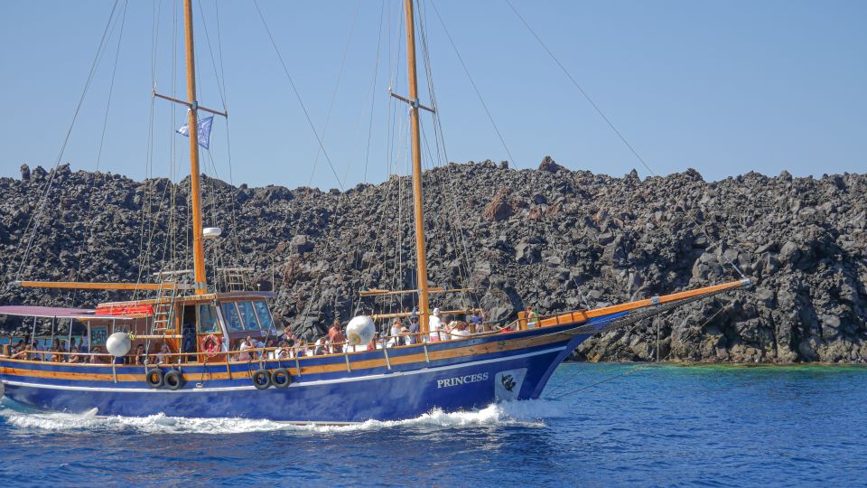 Santorini 2-Day Combo: Volcano Boat Cruise & Island Bus Tour - Key Points