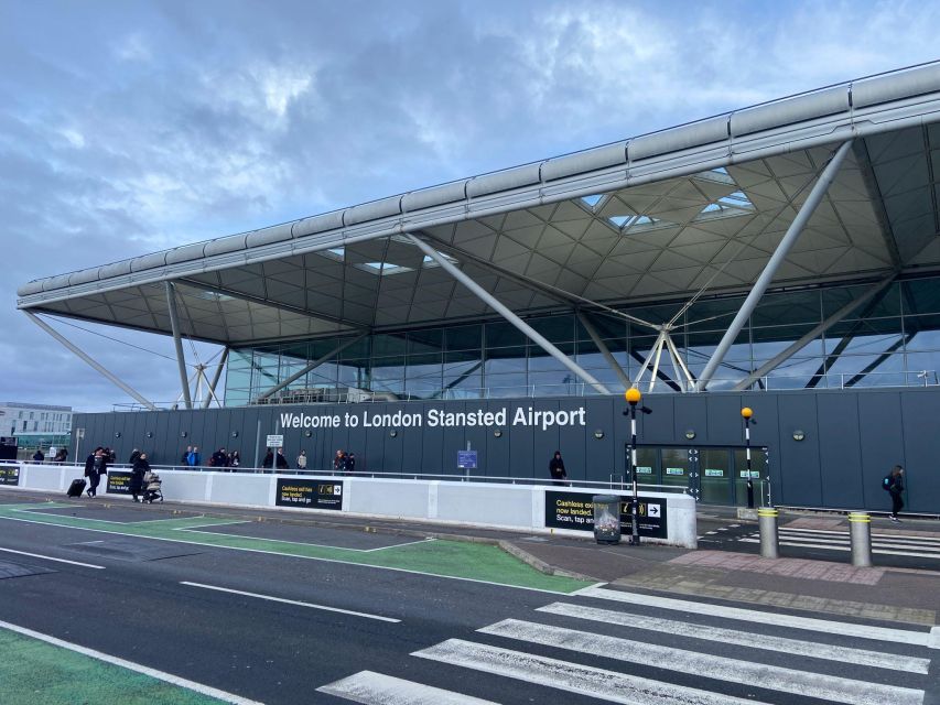 Stansted Airport to Southampton Port | Private Transfer - Key Points