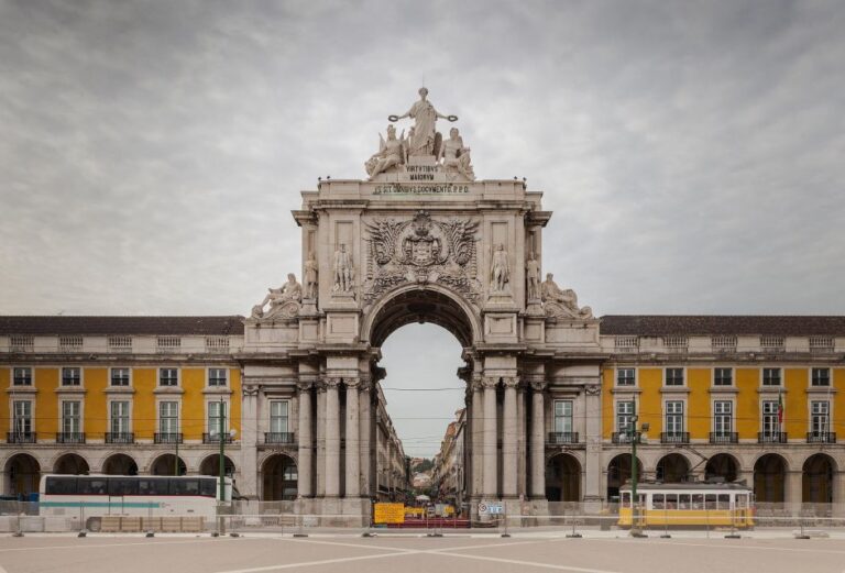 4-Hour Tour of Lisbon in Privete