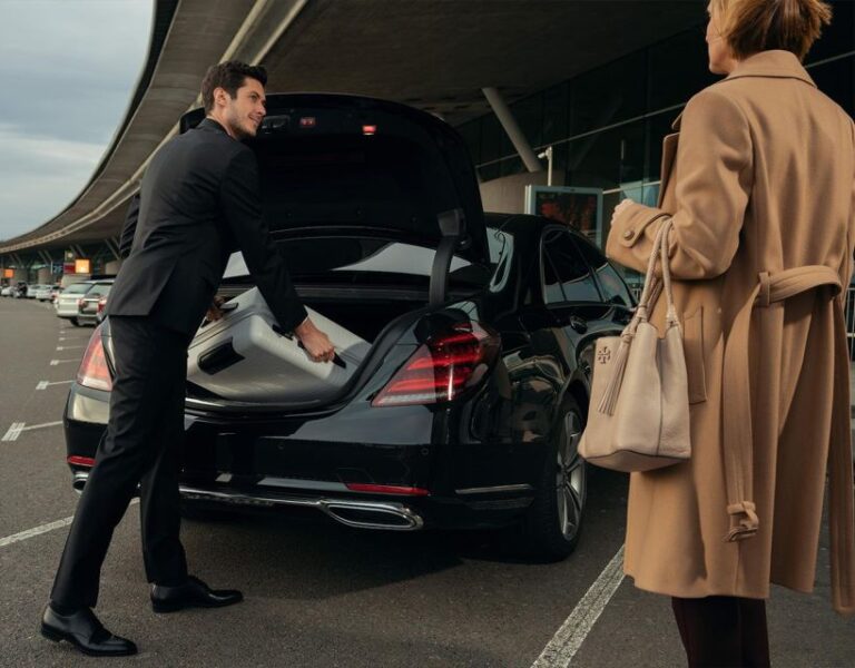 Airport: Private Transfer To/From Orly