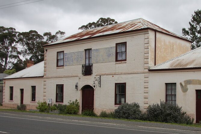 Alices Journeys Walking Tours of Daylesford 1.45pm FRI 9.45am SAT