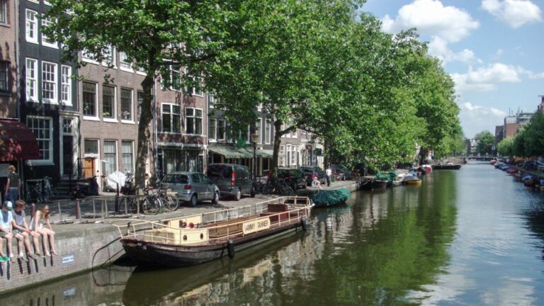 Amsterdam: Anne Frank Guided Walking Tour