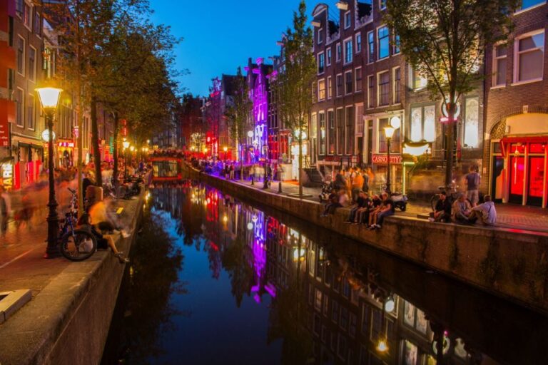 Amsterdam: Highlights Group Tour