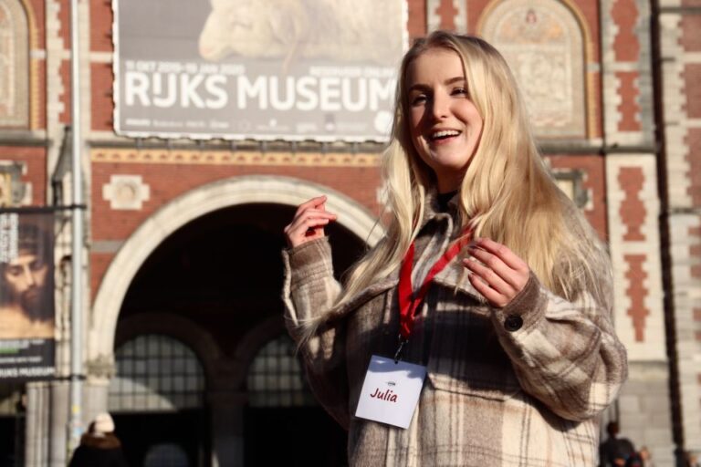 Amsterdam: Rijksmuseumtour Incl. Ticket German or English