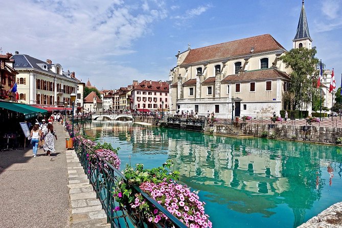 ANNECY Private Walking Tour of Annecys Historical Center