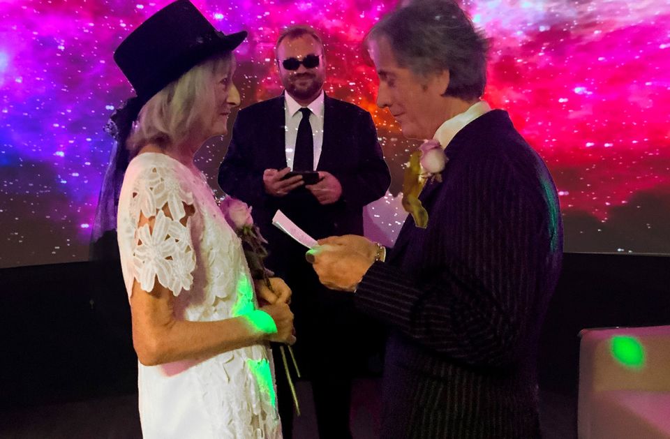 Area 51 Alien Wedding Ceremony or Vow Renewal + Photography - Experience Highlights