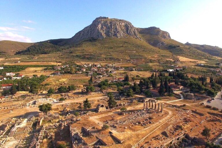 Athens: City Highlights & Corinth Private Tour