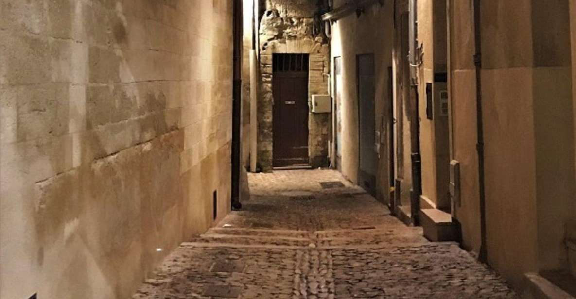 Avignon: The Night Amble Between Bourgeois and Christians - Unveiling Avignons Hidden Gems