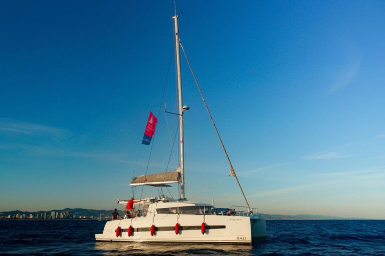 Barcelona: Private Catamaran Sailing With Drinks and Snacks