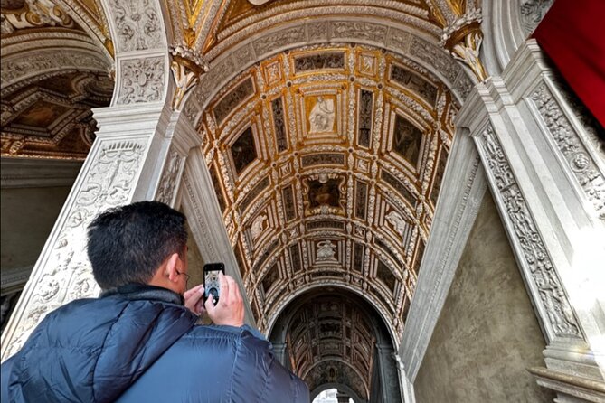 Best of Venice: Saint Marks Basilica, Doges Palace With Guide and Gondola Ride - Inclusions and Tour Details