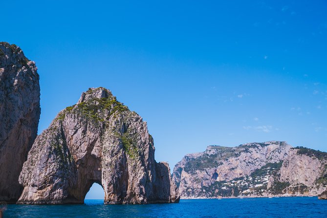 Capri Boat Tour: Living La Dolce Vita - Tour Highlights