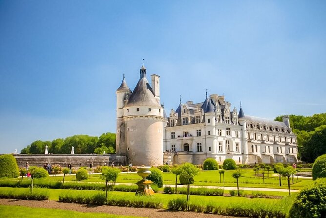 Chenonceau Castle: Private Guided Walking Tour - Tour Location and Duration