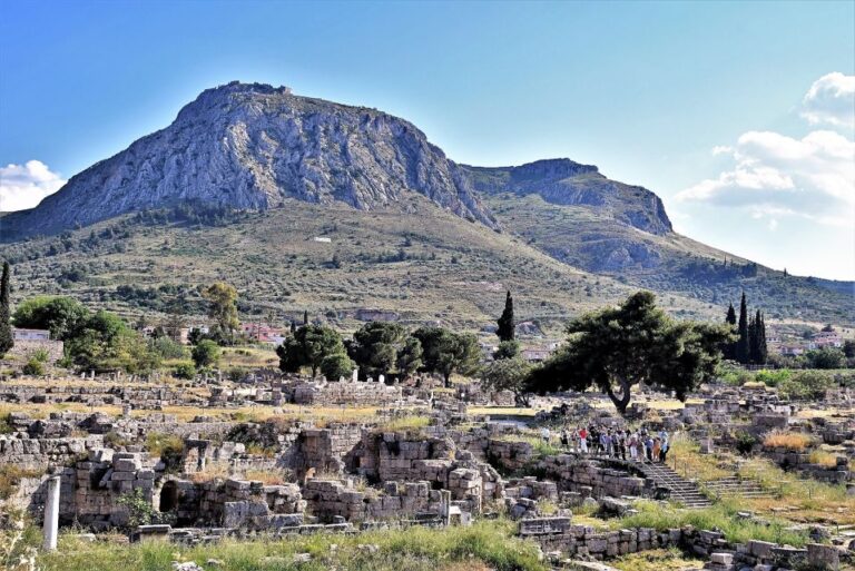 Corinth, Acrocorinth and Nemea Walking & Culture Tour