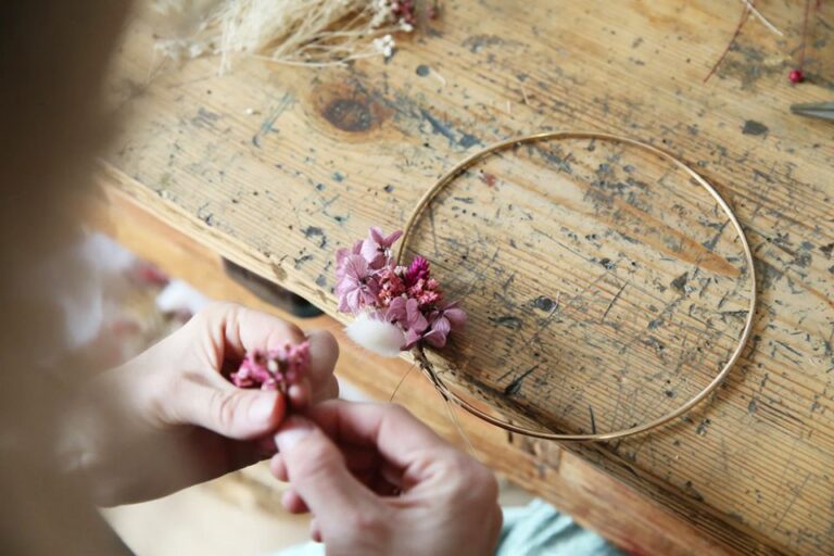 Create Your Dried Flower Wreath Workshop In Paris