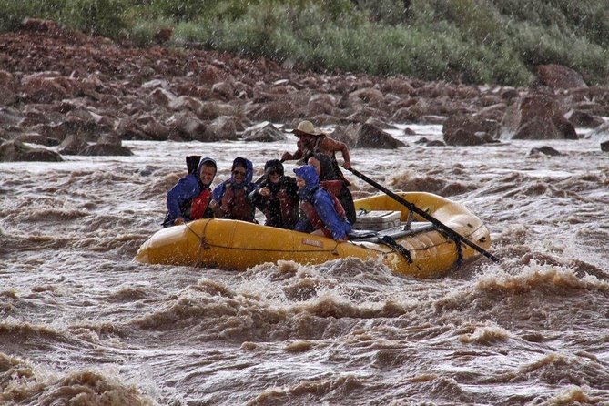 Fisher Towers Rafting Full-Day Trip From Moab