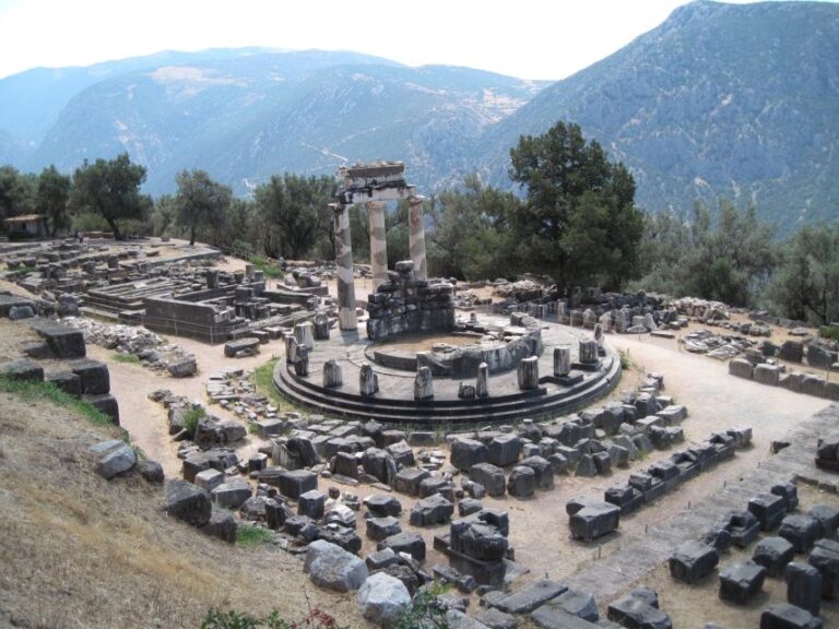 From Athens: Delphi Archaeological Site Private Trip