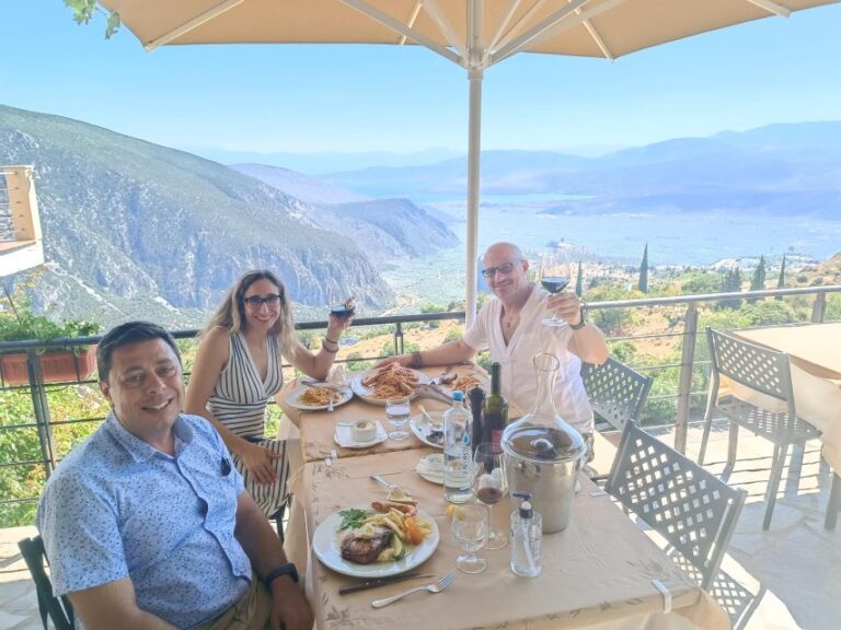 From Athens: Full-Day Tour of Delphi