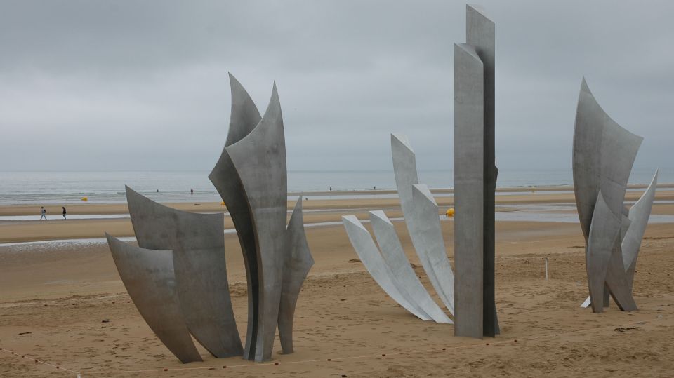 From Bayeux: Omaha Beach, Cemetery, and Pointe Du Hoc Tour - Tour Details