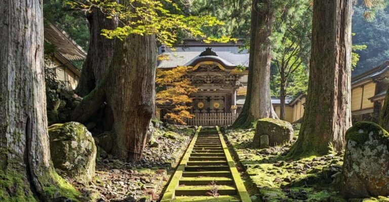 From Kanazawa: Eiheiji Buddhist Temple & Fukui Castle Town