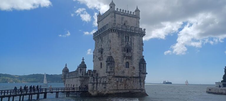 From Lisbon: 3 Days 3 Tours. Lisbon, Sintra, Fatima and More