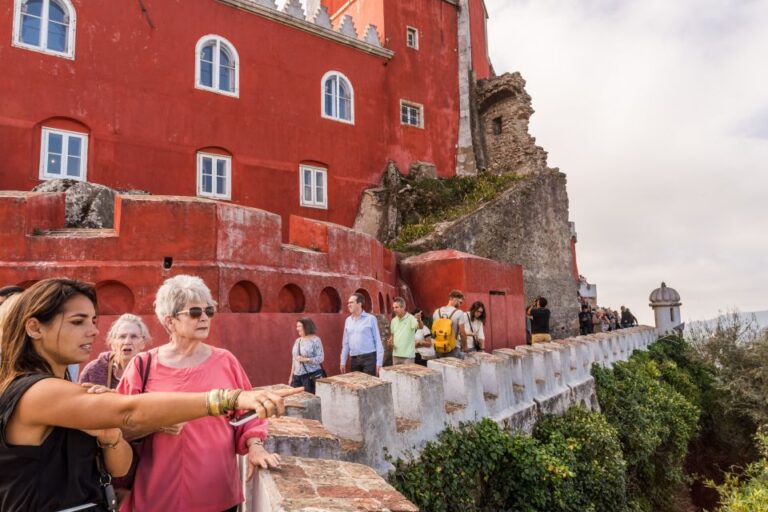 From Lisbon: Best of Sintra and Cascais Guided Day Tour