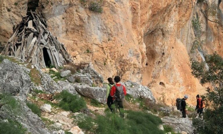 From Rethymno/Chania: Imbros Gorge Hike