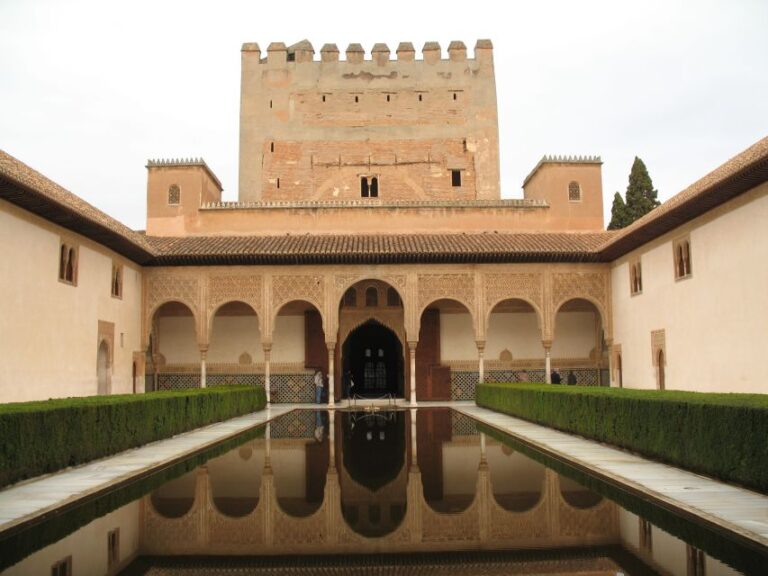 From Seville: Day Trip to Granada With Alhambra Entry