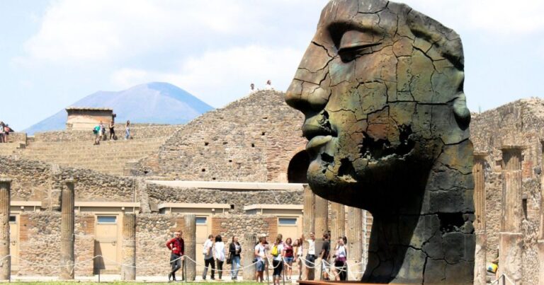 From Sorrento: Pompeii Private Customizable Tour