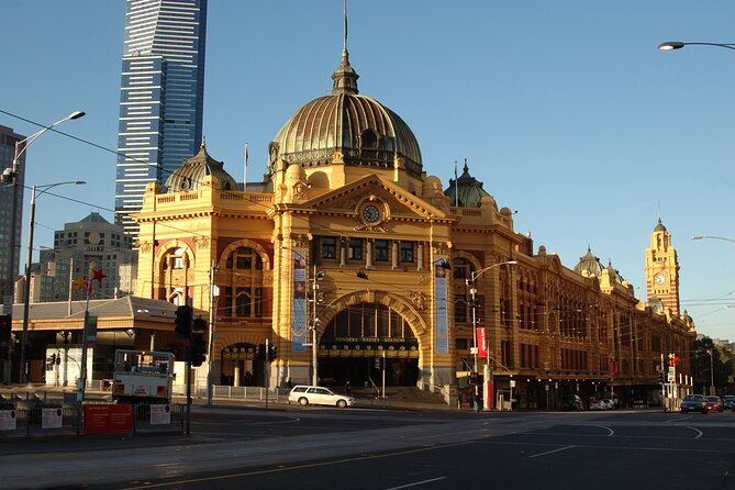 Full-Day Melbourne City Sightseeing With Penguin Parade - Exploring Melbourne City Landmarks